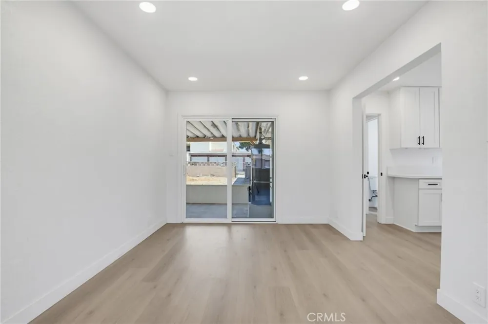 570 East End Avenue Pomona, CA 91767
