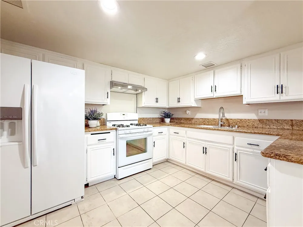 1034 E Romney Drive Diamond Bar, CA 91789