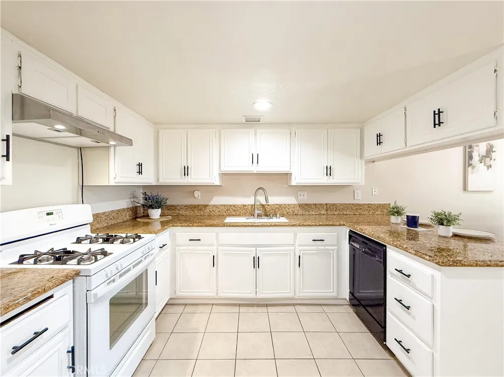 1034 E Romney Drive Diamond Bar, CA 91789