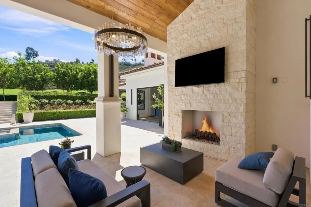 14296 Dalia Drive Rancho Santa Fe, CA 92067