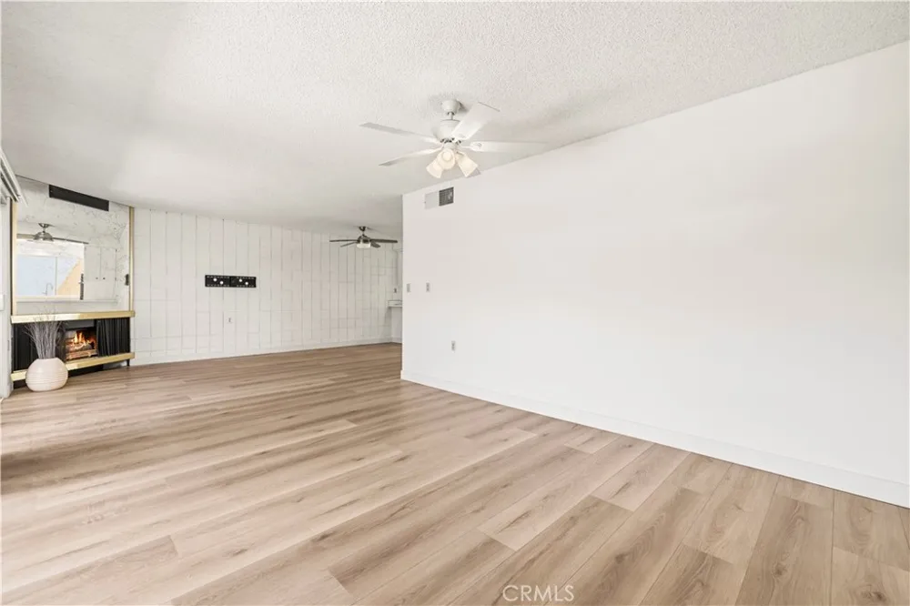 26728 Oak Garden Court Newhall, CA 91321