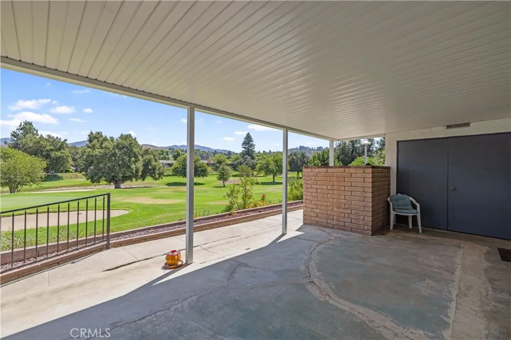 26728 Oak Garden Court Newhall, CA 91321