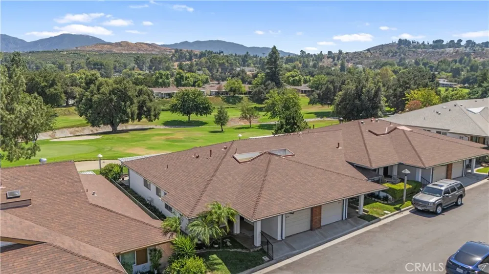 26728 Oak Garden Court Newhall, CA 91321