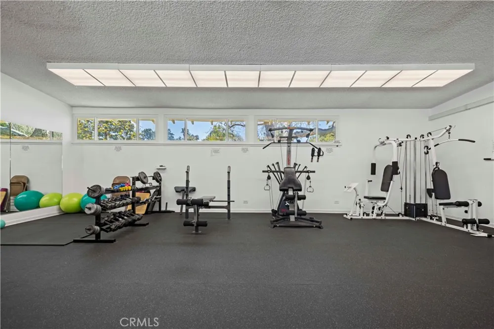 26728 Oak Garden Court Newhall, CA 91321