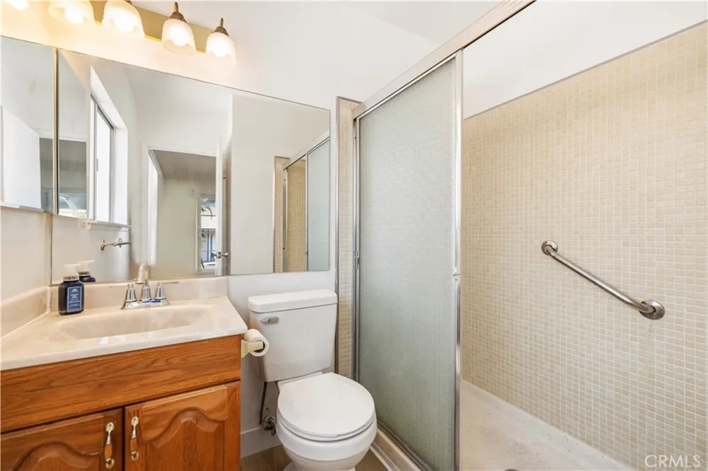 26728 Oak Garden Court Newhall, CA 91321