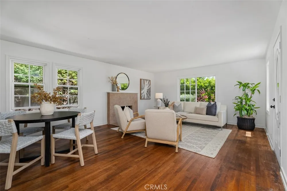 421 Catalina Newport Beach, CA 92663