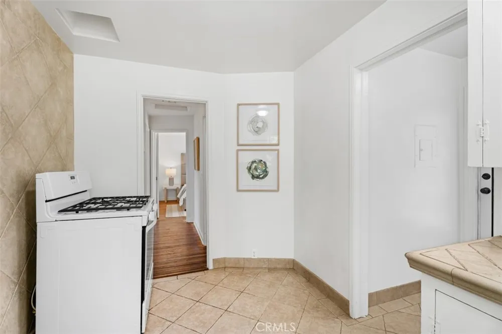 421 Catalina Newport Beach, CA 92663