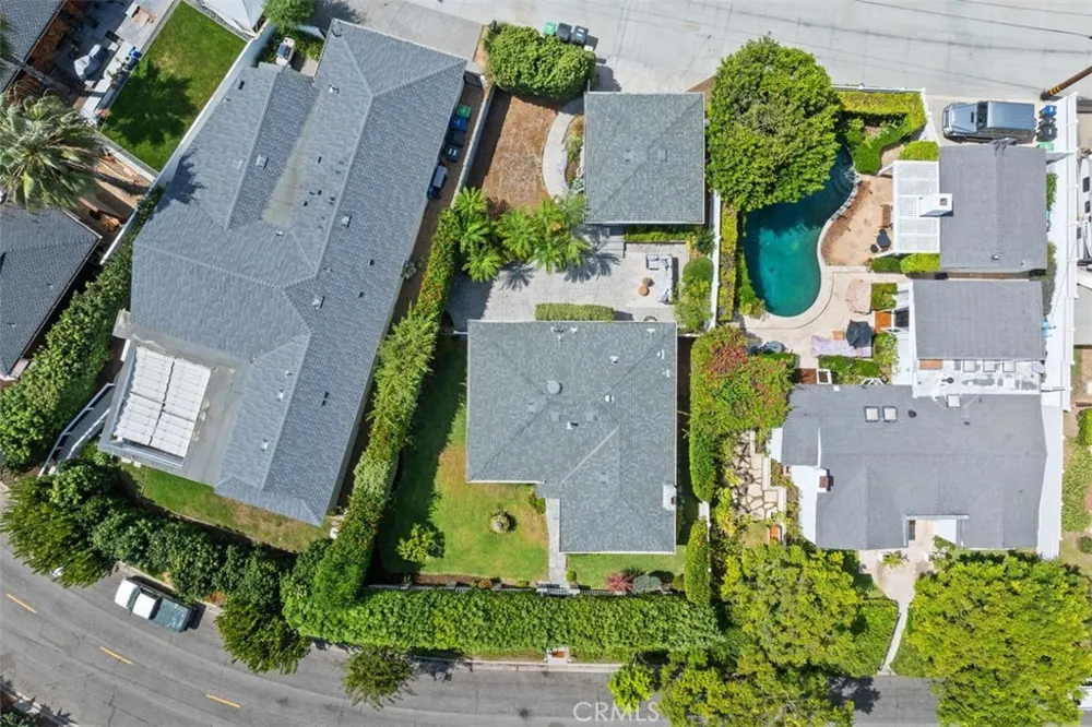 421 Catalina Newport Beach, CA 92663