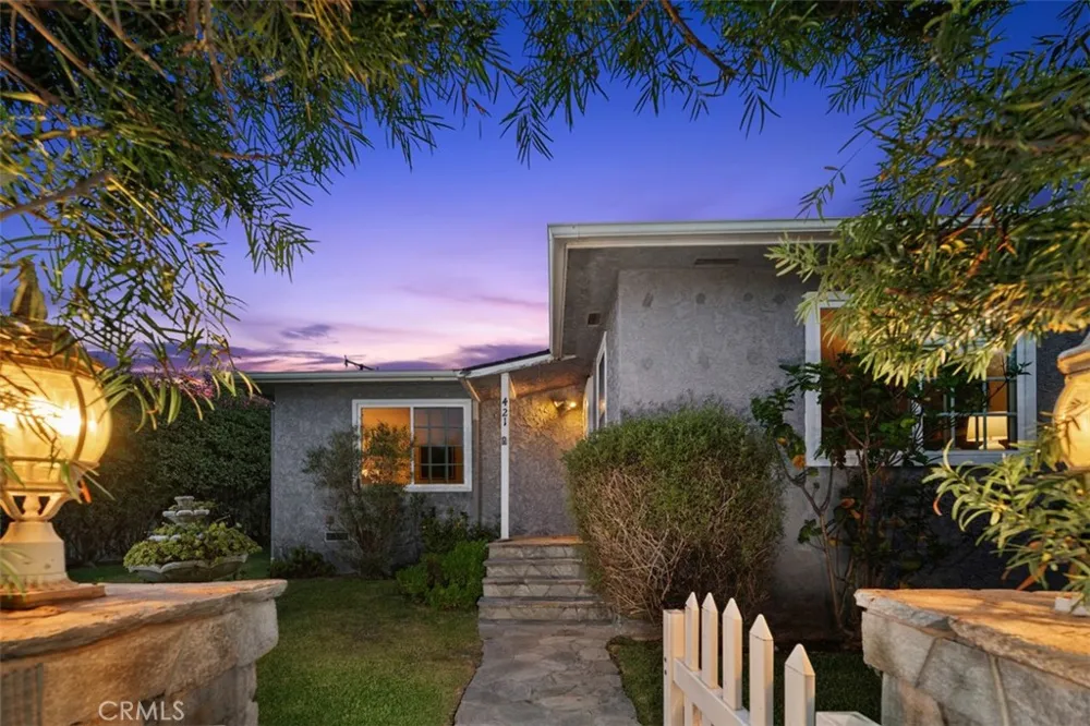 421 Catalina Newport Beach, CA 92663