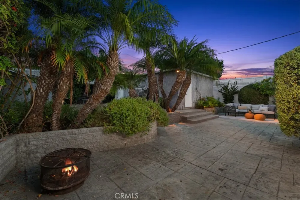 421 Catalina Newport Beach, CA 92663