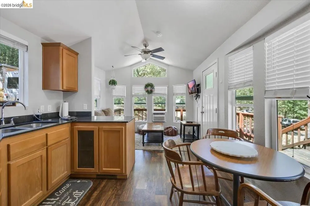 22732 Middle Camp Sonora, CA 95370