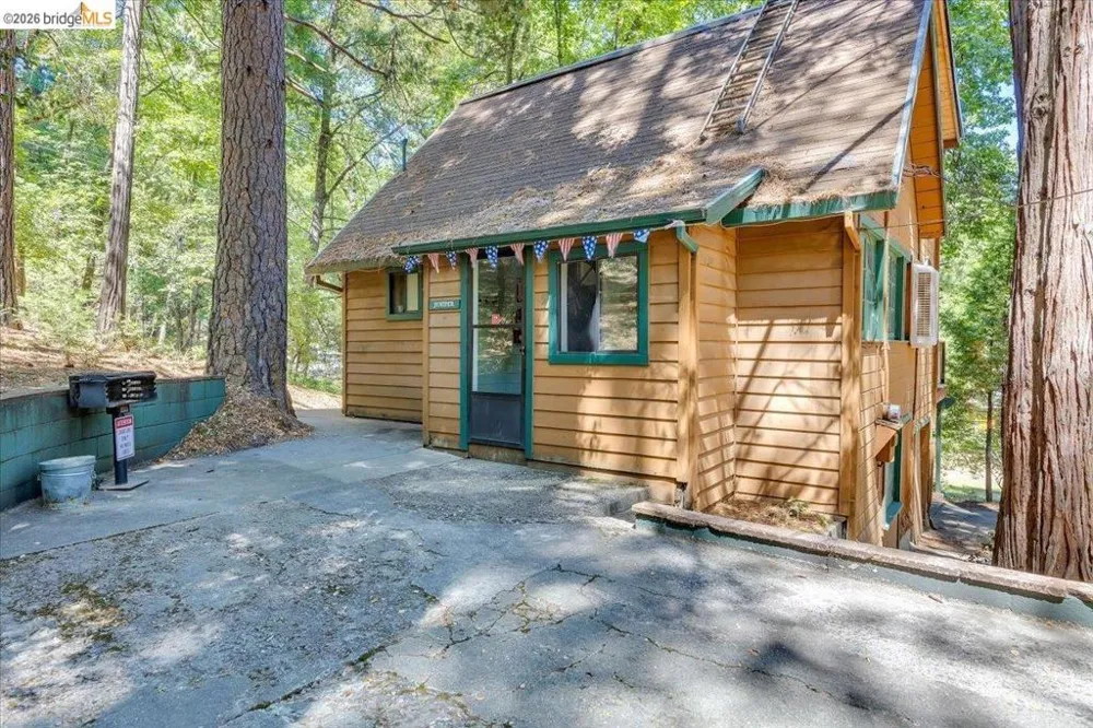 22732 Middle Camp Sonora, CA 95370