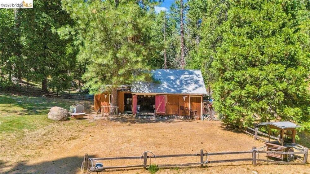 22732 Middle Camp Sonora, CA 95370