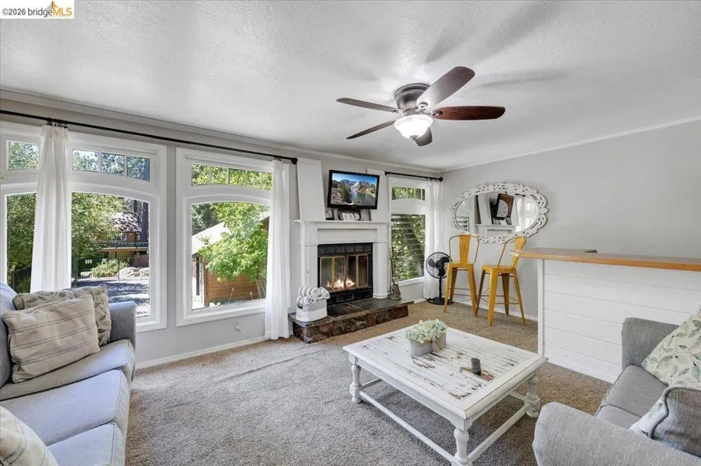 22732 Middle Camp Sonora, CA 95370
