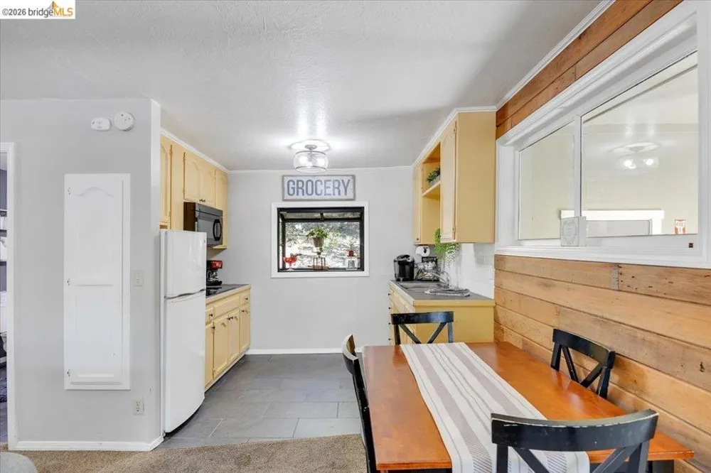 22732 Middle Camp Sonora, CA 95370