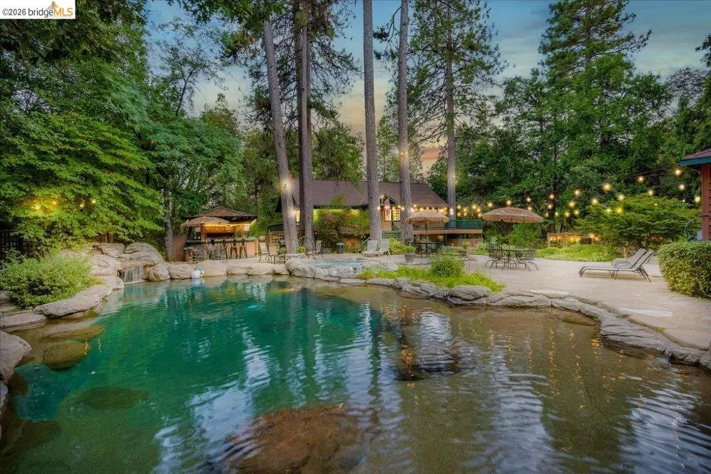 22732 Middle Camp Sonora, CA 95370