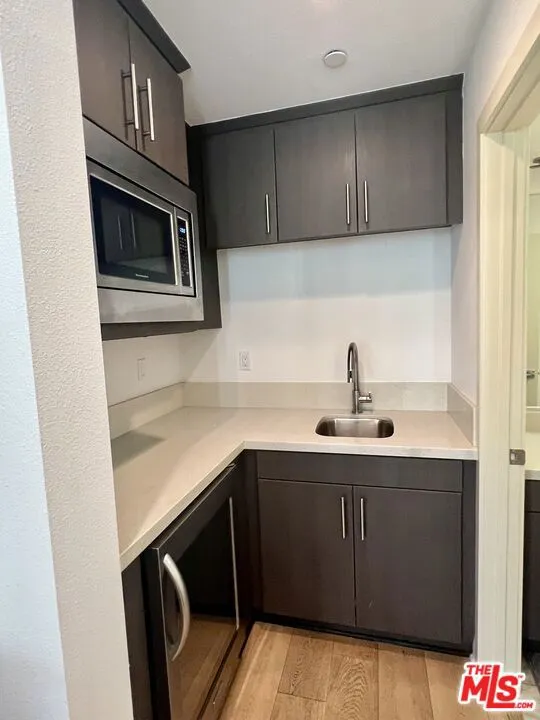 5849 S Sparrow Court Los Angeles, CA 90094
