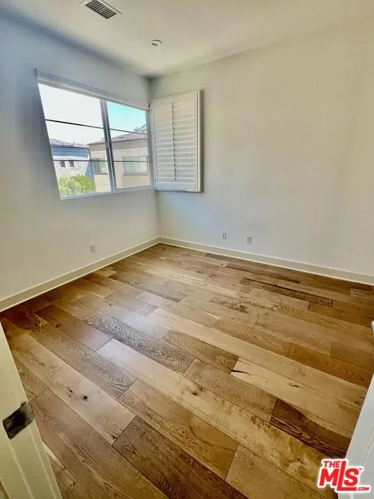 5849 S Sparrow Court Los Angeles, CA 90094