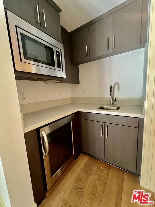 5849 S Sparrow Court Los Angeles, CA 90094