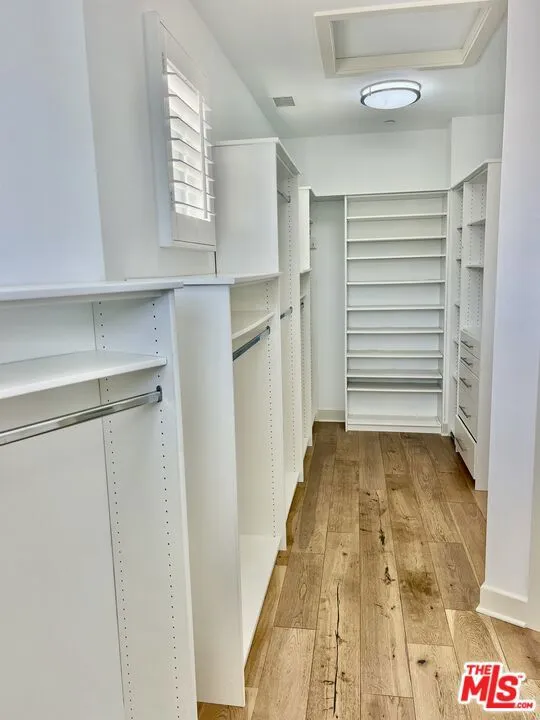 5849 S Sparrow Court Los Angeles, CA 90094