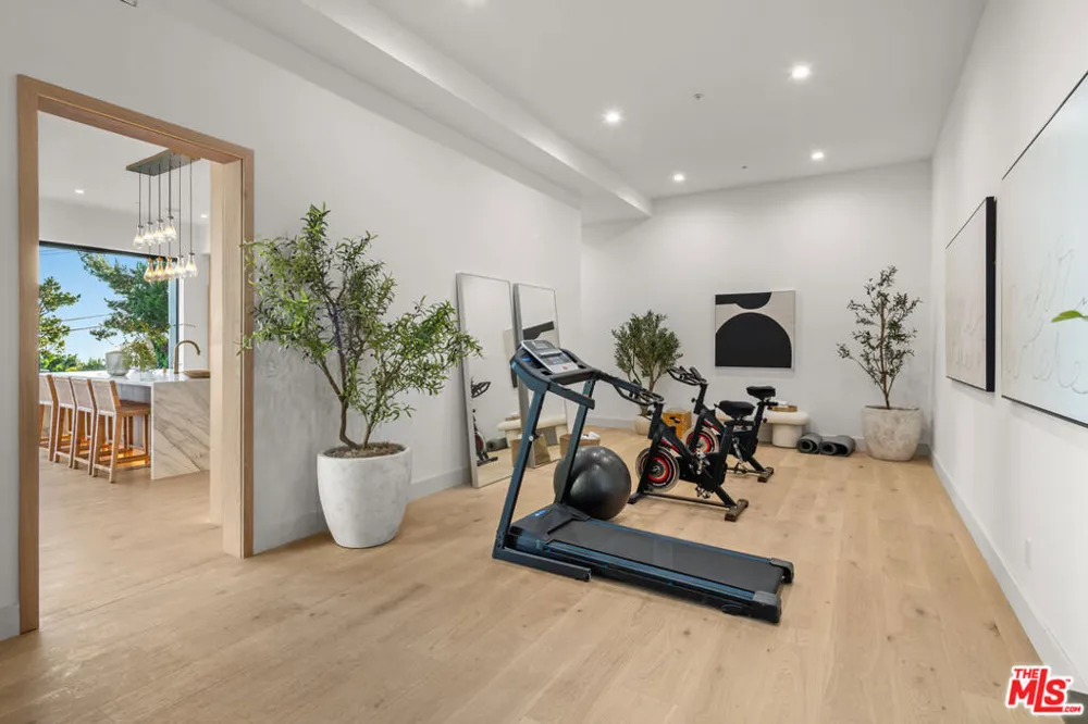 4732 Avenida Del Mar Malibu, CA 90265