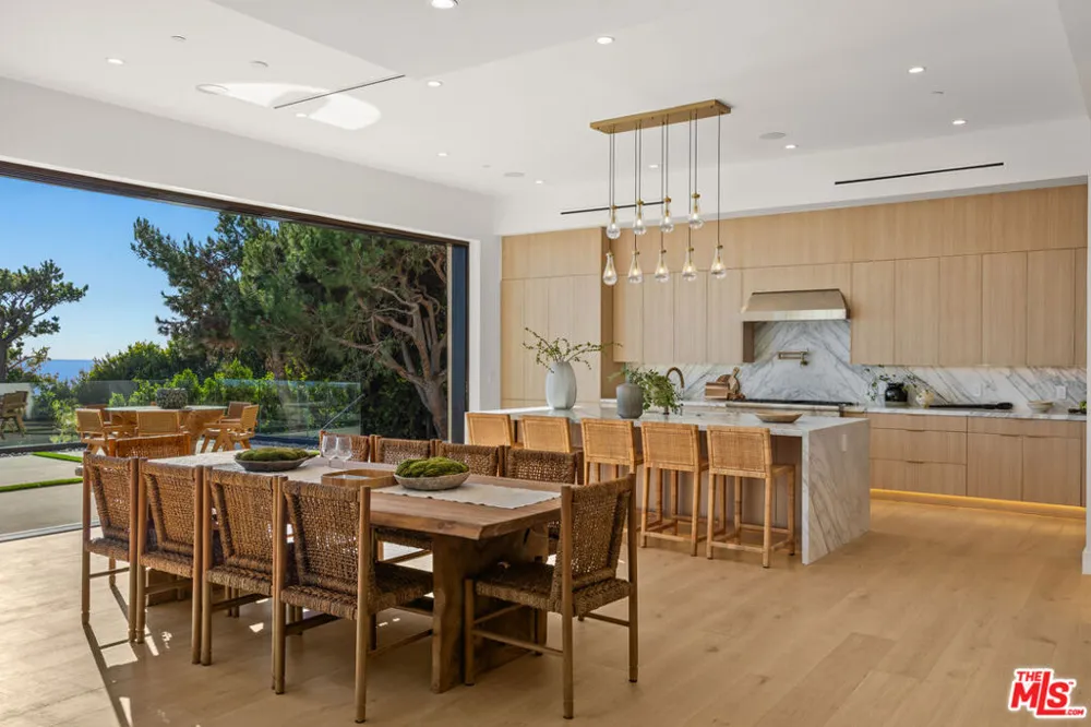 4732 Avenida Del Mar Malibu, CA 90265