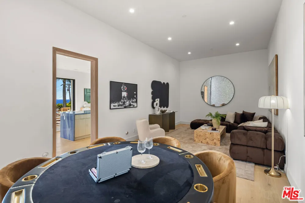 4732 Avenida Del Mar Malibu, CA 90265