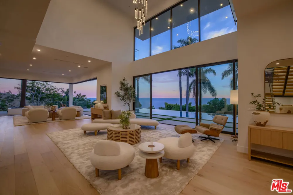 4732 Avenida Del Mar Malibu, CA 90265