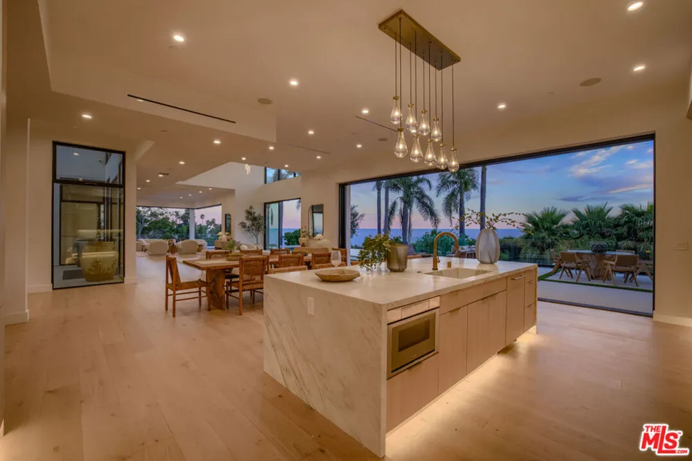 4732 Avenida Del Mar Malibu, CA 90265