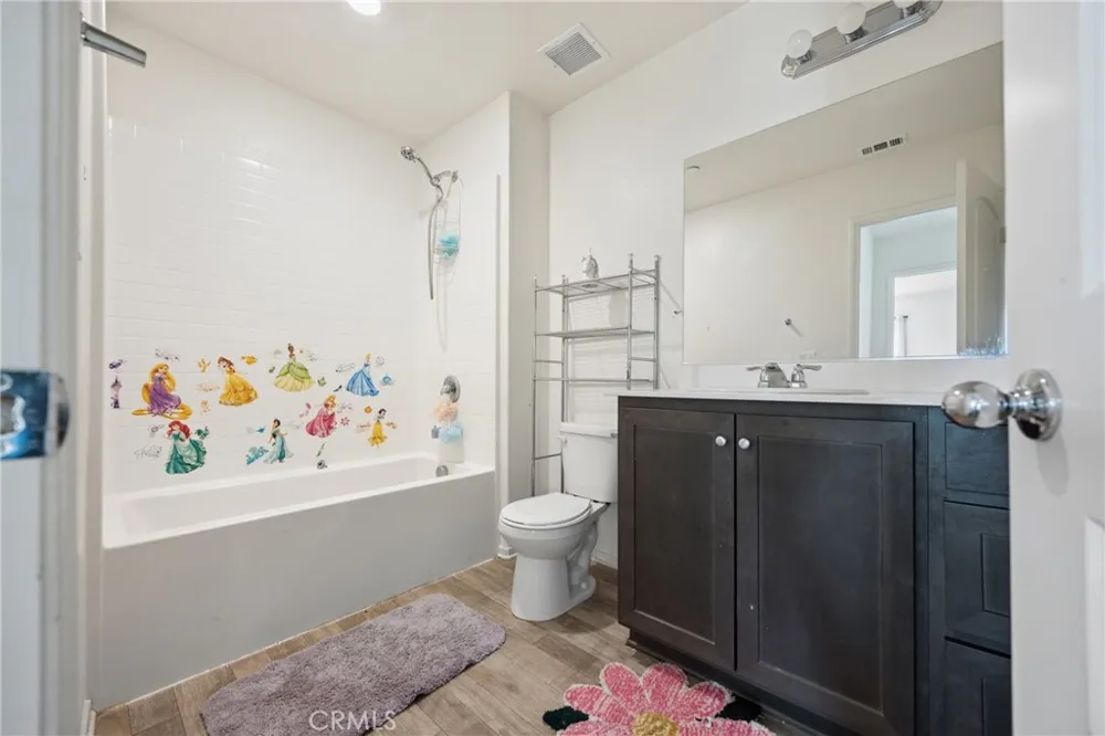 14133 Mustang Adelanto, CA 92301