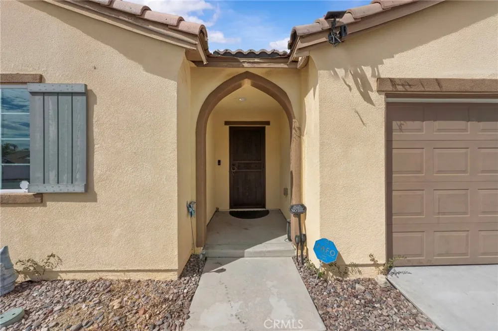 584 Fruitvale Hemet, CA 92543