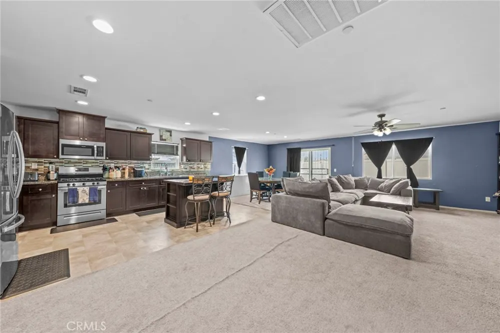 584 Fruitvale Hemet, CA 92543