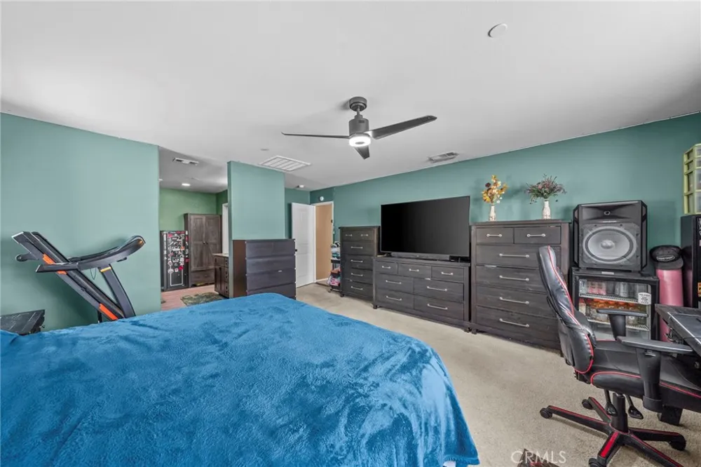 584 Fruitvale Hemet, CA 92543