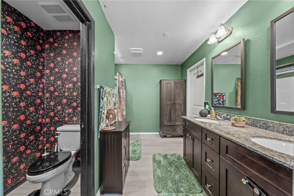 584 Fruitvale Hemet, CA 92543