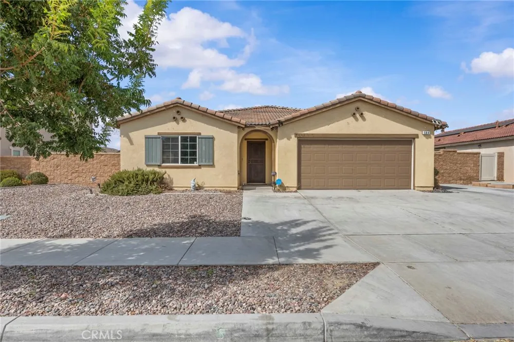 584 Fruitvale Hemet, CA 92543