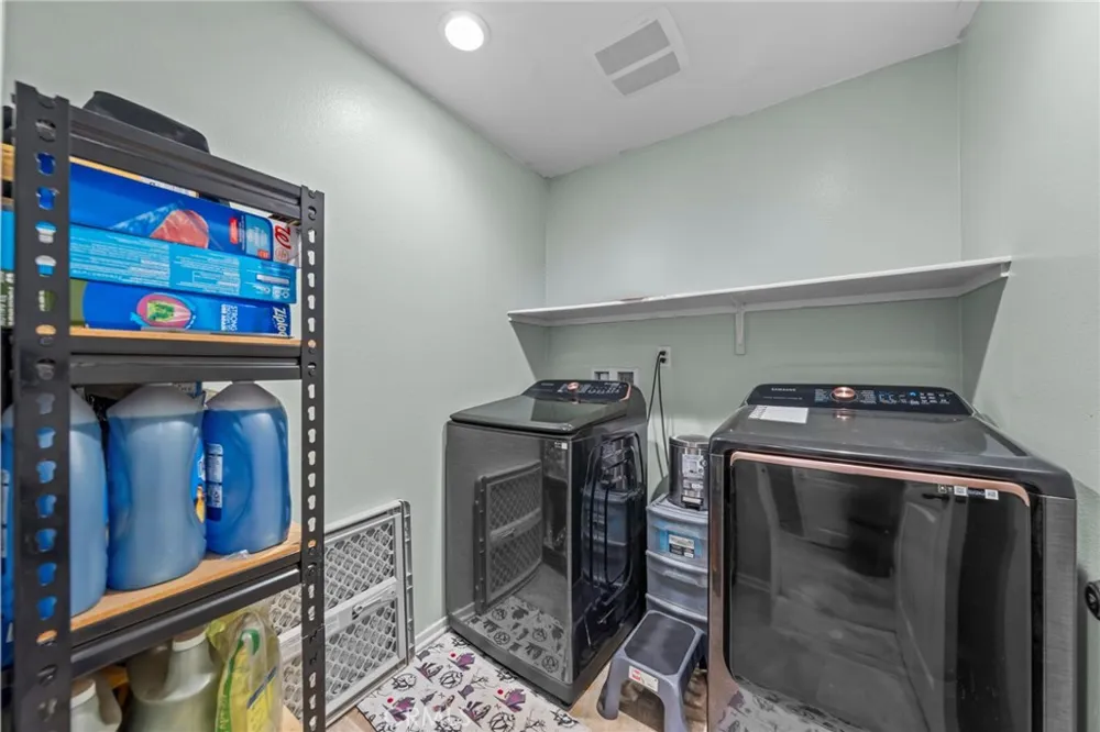 584 Fruitvale Hemet, CA 92543