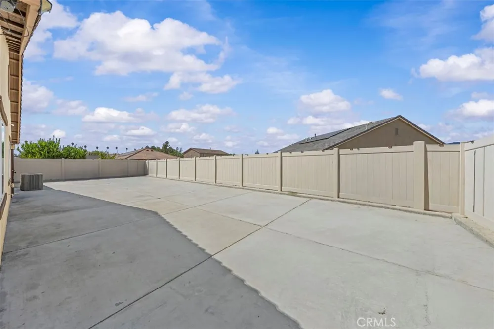584 Fruitvale Hemet, CA 92543