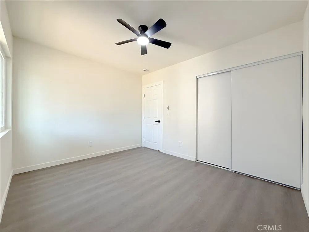 213 Broadacres Avenue Compton, CA 90220