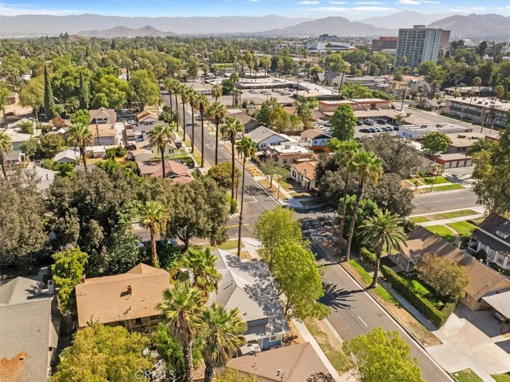 4204 12th Street Riverside, CA 92501