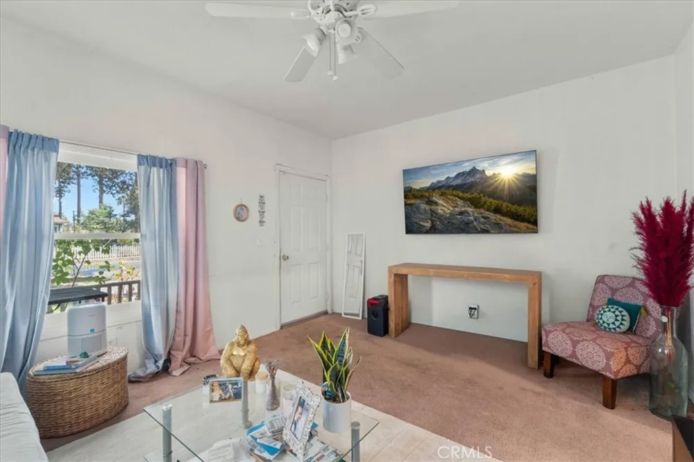 4204 12th Street Riverside, CA 92501