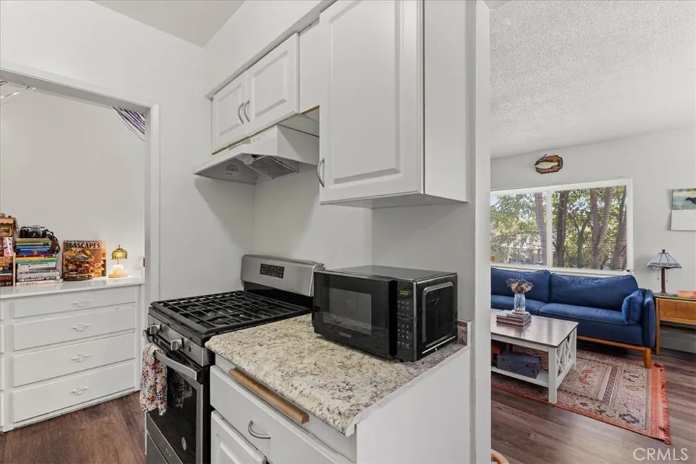 4204 12th Street Riverside, CA 92501