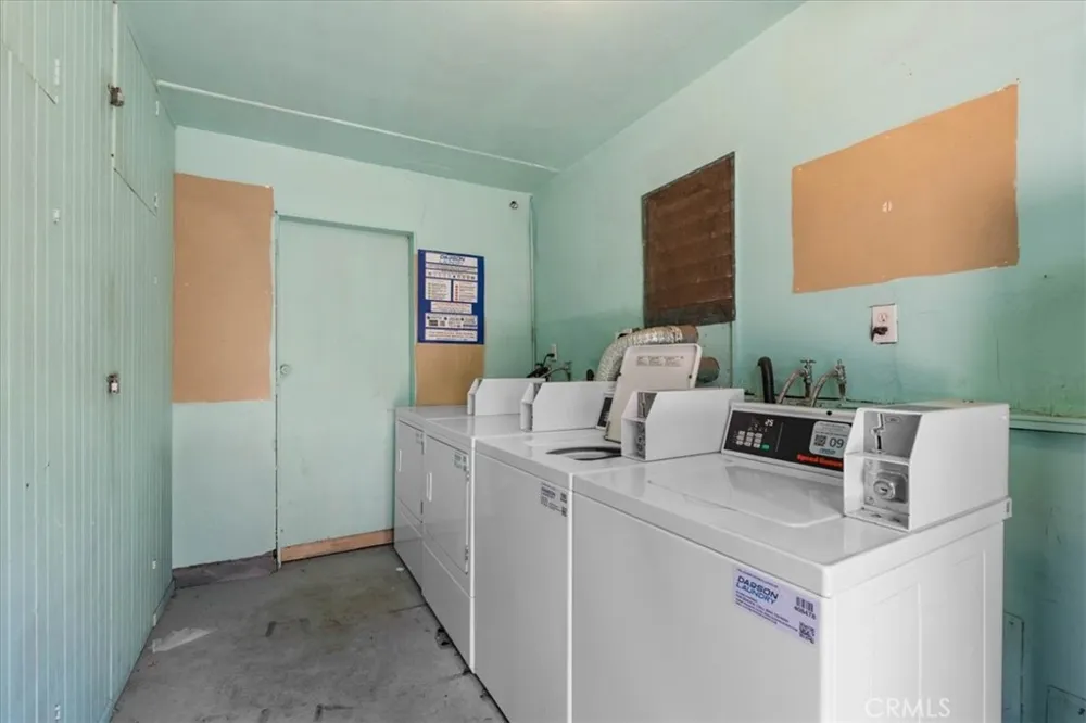 4204 12th Street Riverside, CA 92501