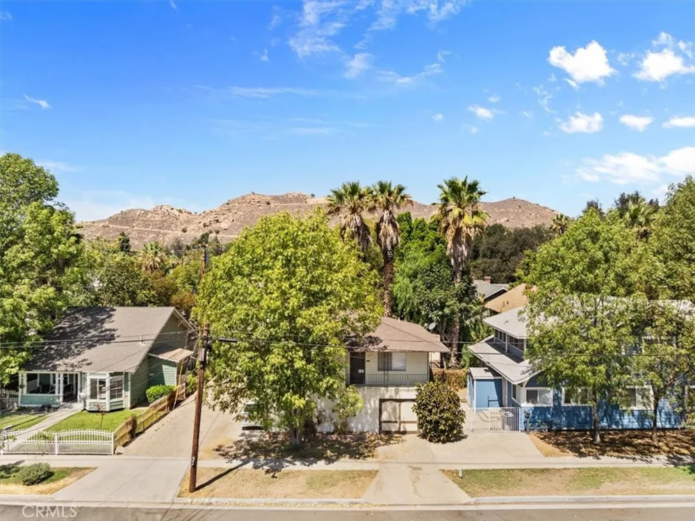 4204 12th Street Riverside, CA 92501
