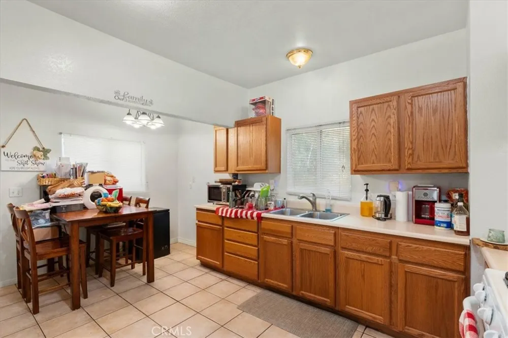 4204 12th Street Riverside, CA 92501