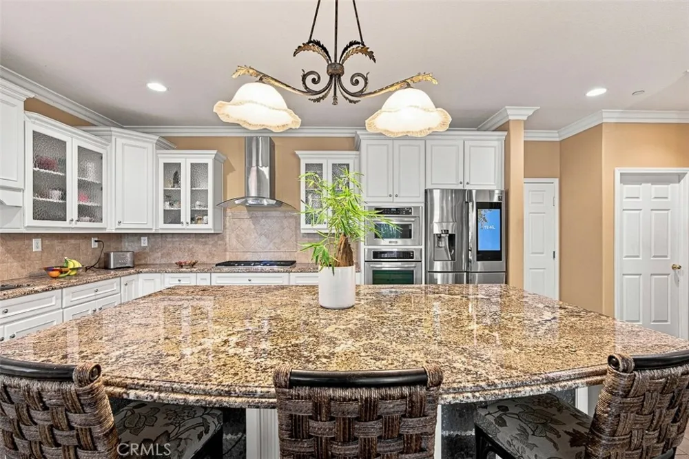 14 Poppyglen Court Azusa, CA 91702