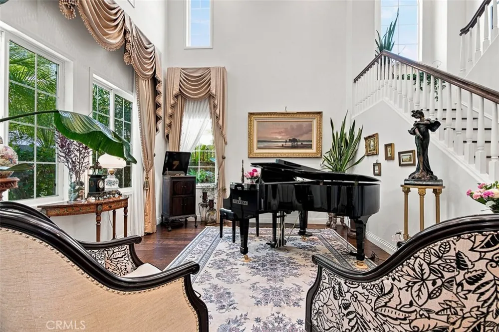 14 Poppyglen Court Azusa, CA 91702