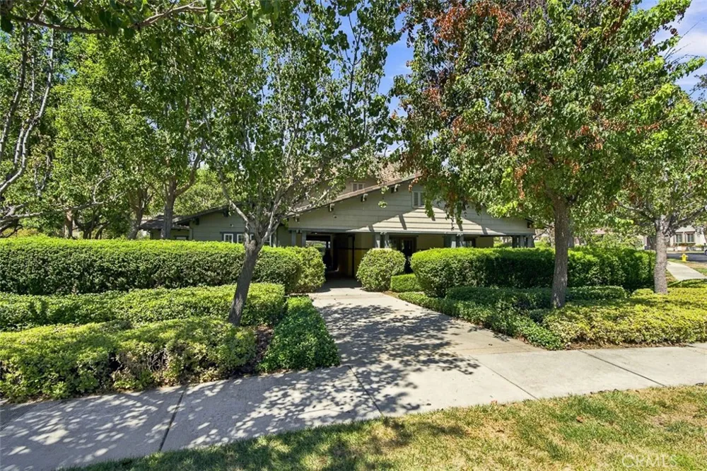 14 Poppyglen Court Azusa, CA 91702