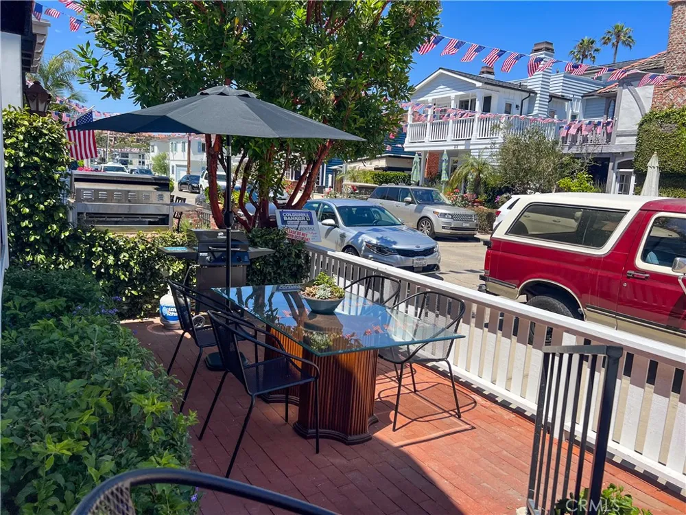 315 Diamond Avenue Newport Beach, CA 92662