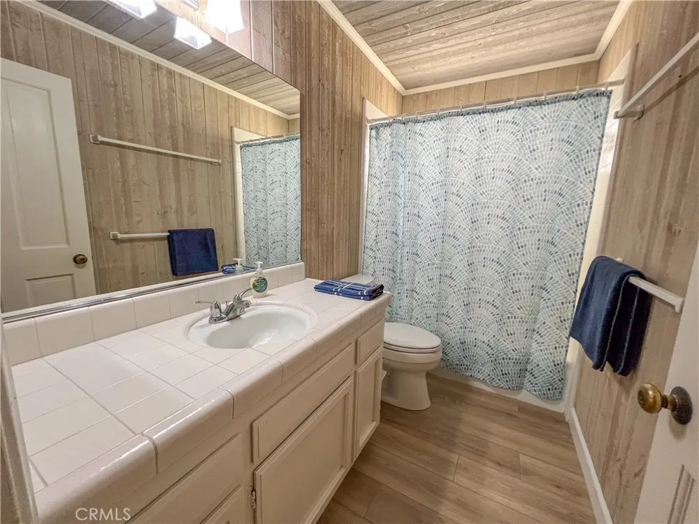 315 Diamond Avenue Newport Beach, CA 92662