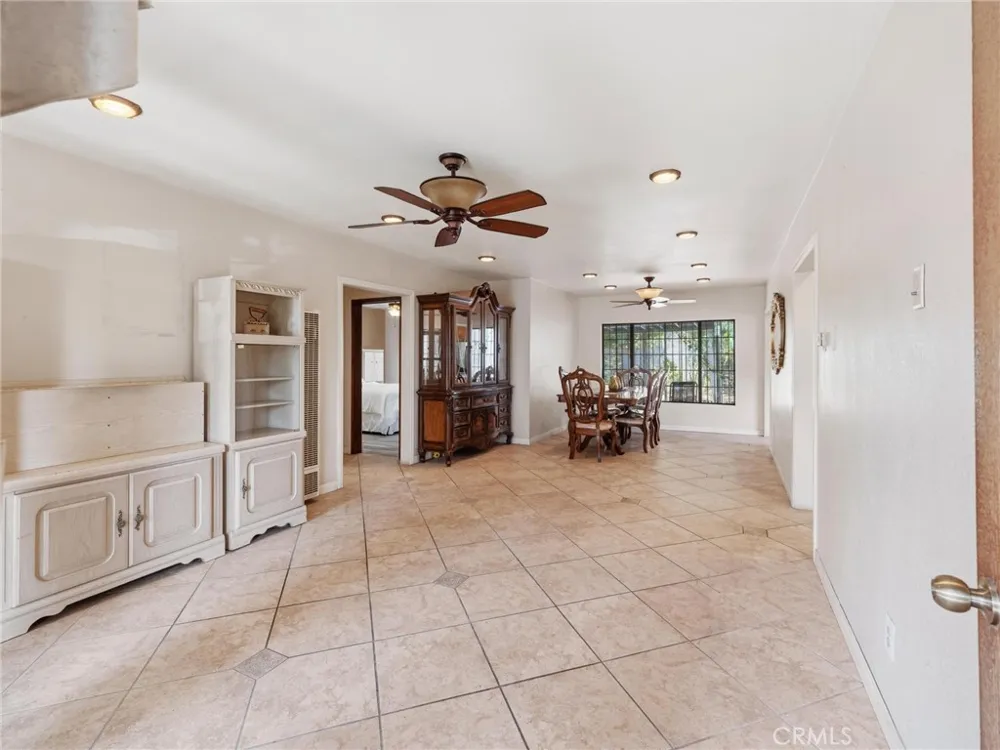 3071 Oregon Los Angeles, CA 90023